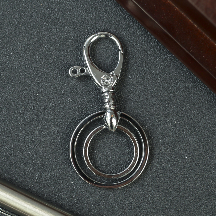 Брелок металл "Два кольца" 7,2х3,5 см