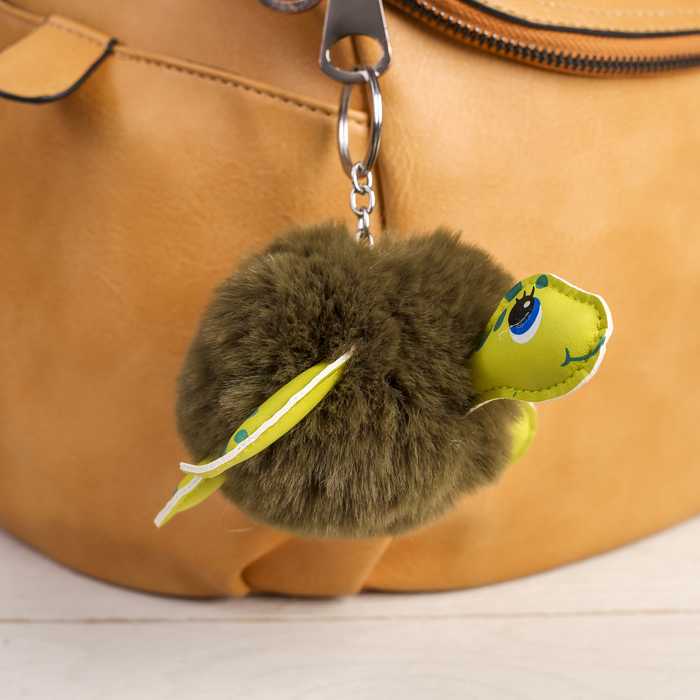 Пушистик на кольце "Черепашка" зелёный 7х14х13 см