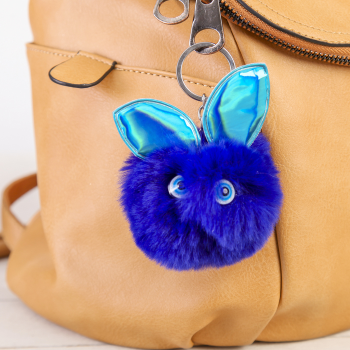 Пушистик на кольце с лакированными ушами МИКС 9,5х7х7 см