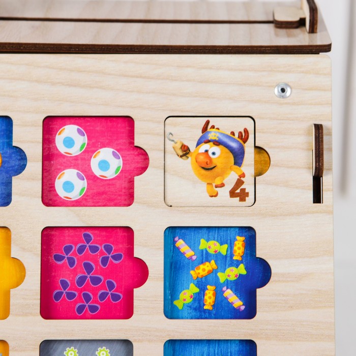 Бизиборд "Идем в школу со Смешариками"