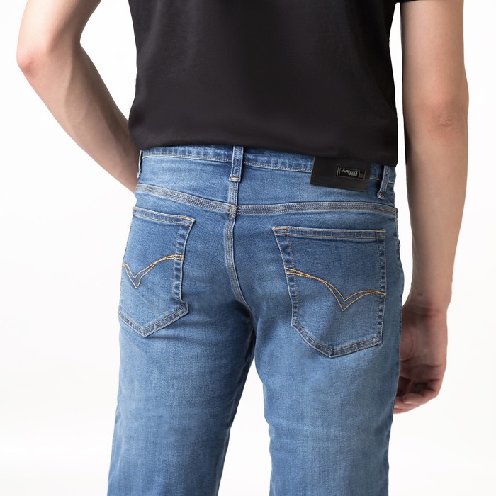 Джинсы мужские, цвет голубой, размер 38