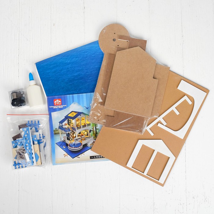 Интерьерный домик - миниатюра, своими руками "Дом на берегу океана" со светом