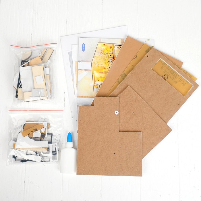 Интерьерный домик - миниатюра, своими руками "Двухуровневая квартира с роялем" со светом