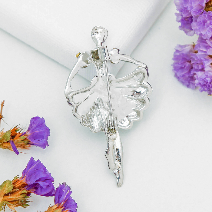 Брошь "Балерина" в плессированной юбке, цвет мятный в серебре