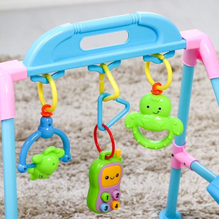 Игровой развивающий центр с погремушками