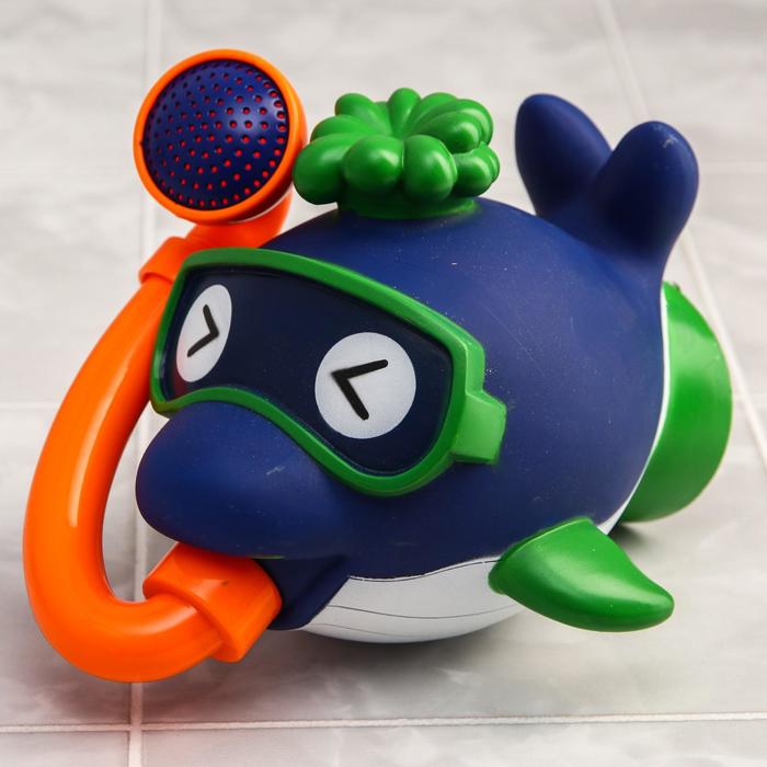 Игрушка для купания «Кит в маске» с лейкой