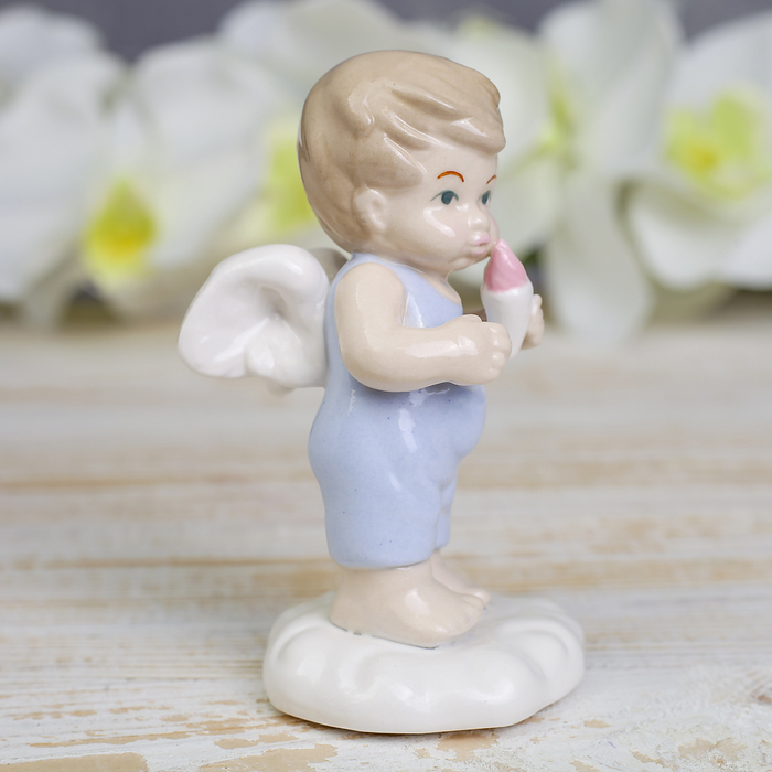 Сувенир фарфор "Ангелочек Мальчик" 10x4,5 см
