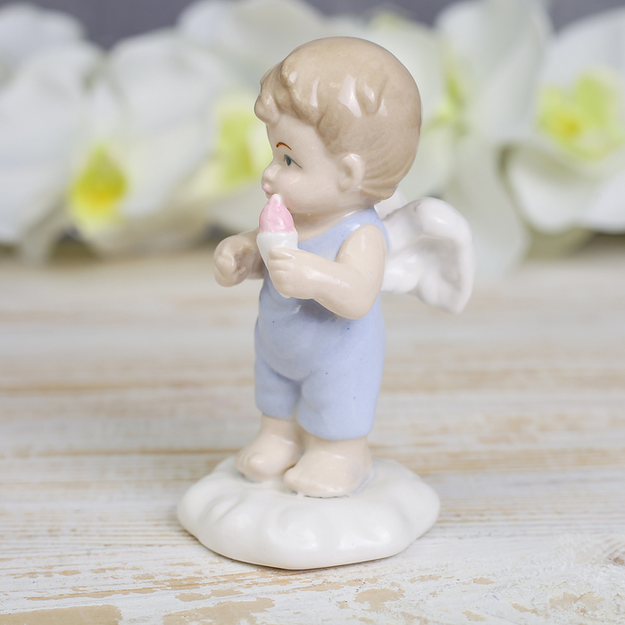 Сувенир фарфор "Ангелочек Мальчик" 10x4,5 см
