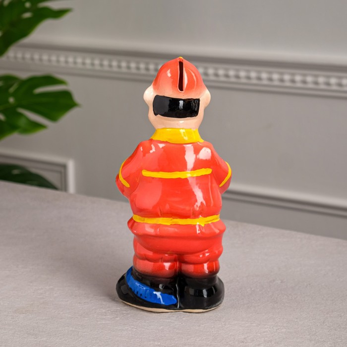 Копилка "Пожарник" микс