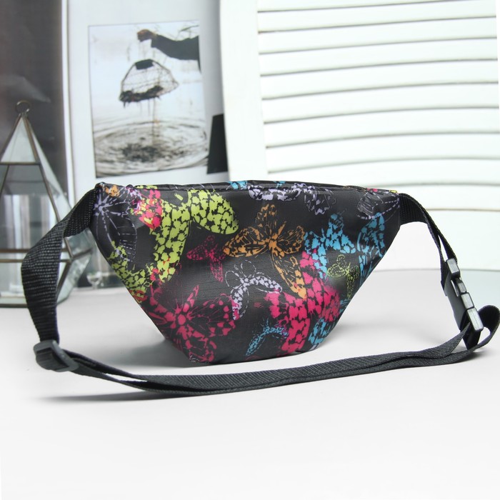 Сумка поясная «Бабочки», отдел на молнии, регулируемый ремень, цвет чёрный