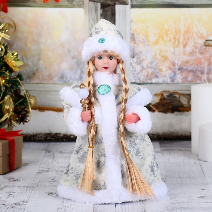 Снегурочка "Белая шубка" (рус.мел) 30 см, с посохом