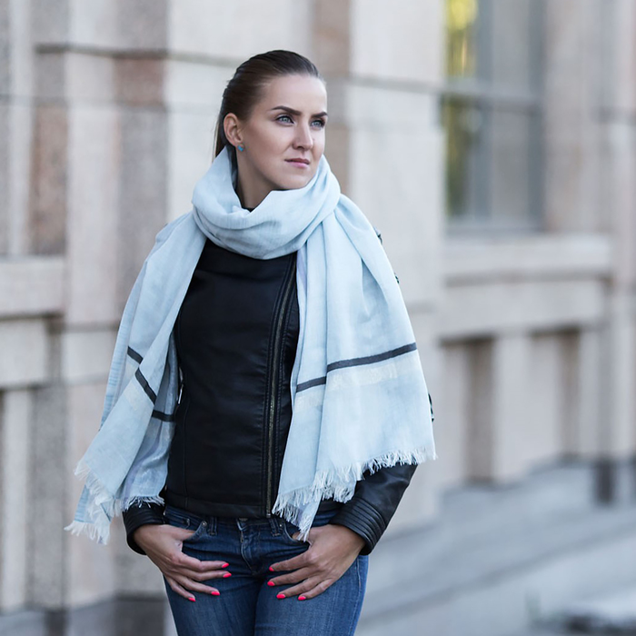 Шаль женская, размер 190х90 см, цвет голубой