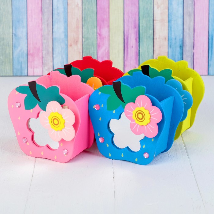 Карандашница "Клубника", МИКС