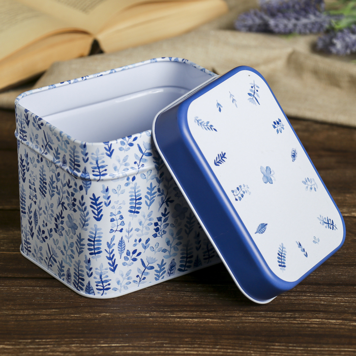 Шкатулка металл прямоугольник "Синие листья" 11х13,5х10,5 см