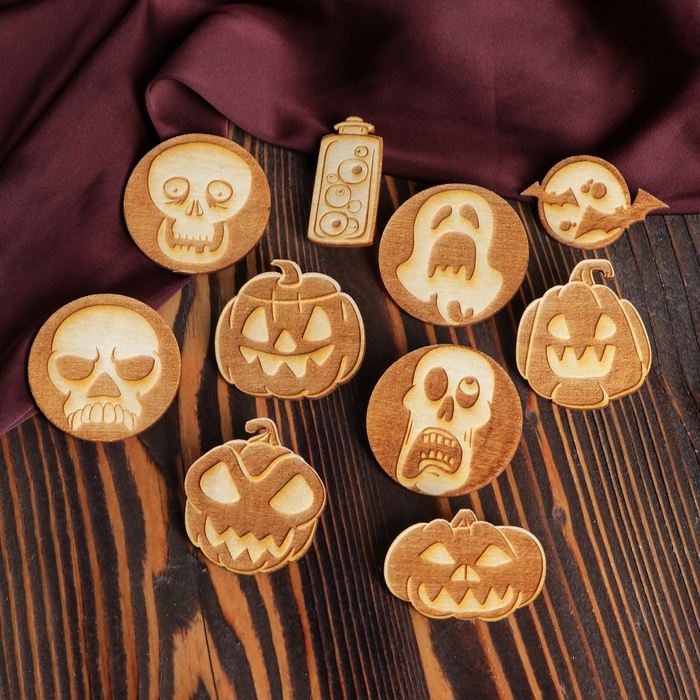 Набор значков для Хэллоуина в коробочке 10 шт, тёмные