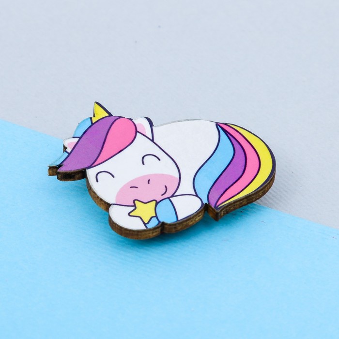 Значок деревянный "Единорог"