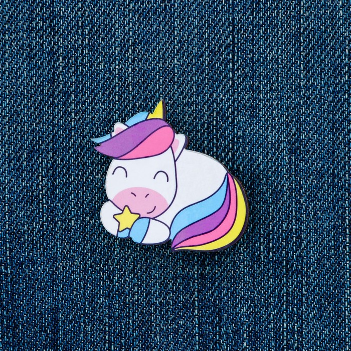 Значок деревянный "Единорог"