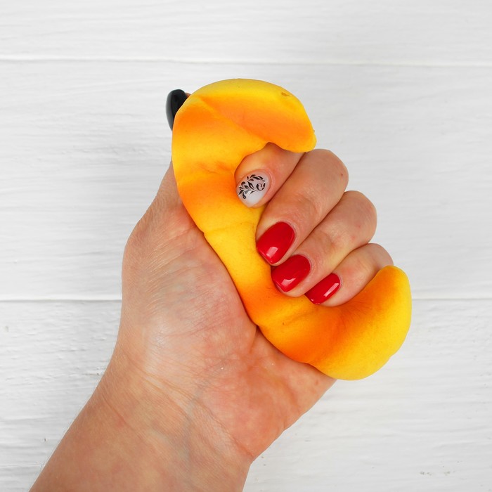 Мялка-сквиши "Круассан"