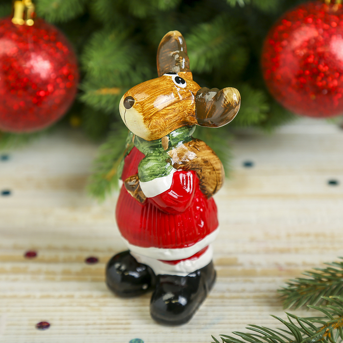 Сувенир керамика "Длинный лосик в зелёном шарфике" 11,7х4,5х5,5 см