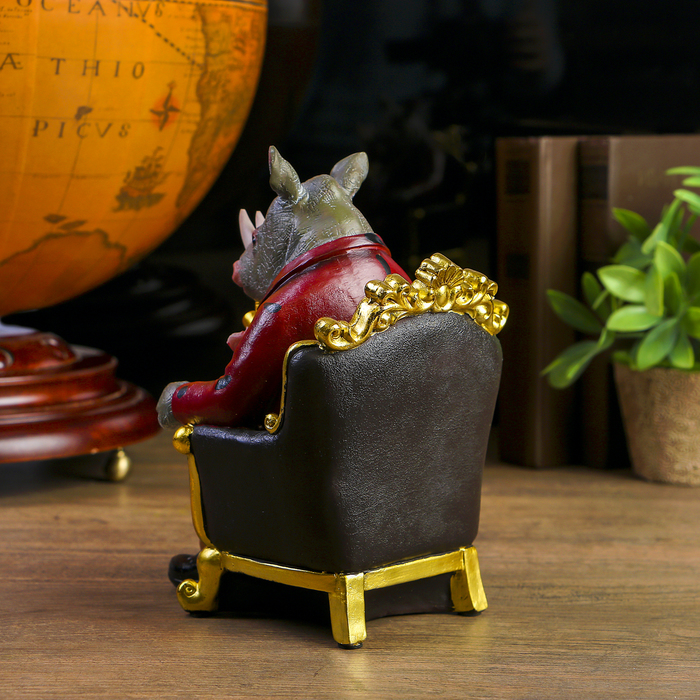 Сувенир полистоун "Носорог в кресле" 20,5х13,5х16 см