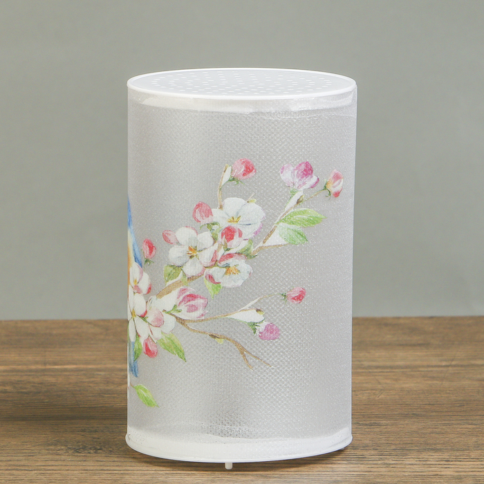 Ночник пластик "Синички" от батареек CR2032х1 7,1х7,1х11,3 см