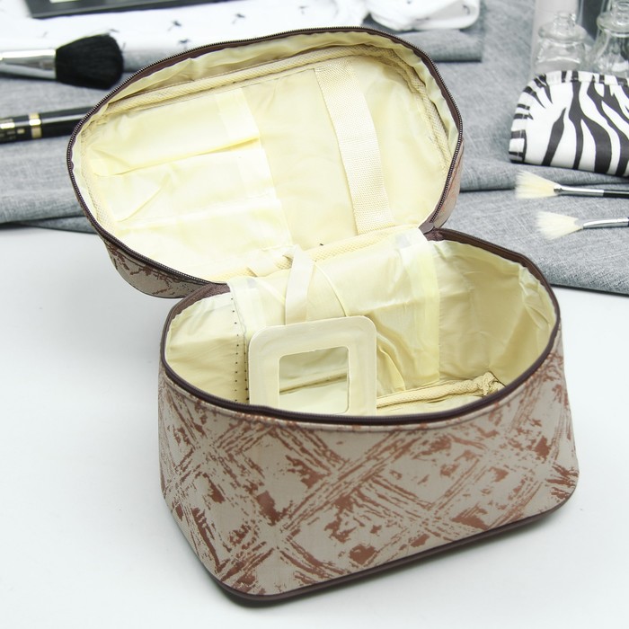 Косметичка-сундучок «Ромбы», отдел на молнии, цвет бежевый