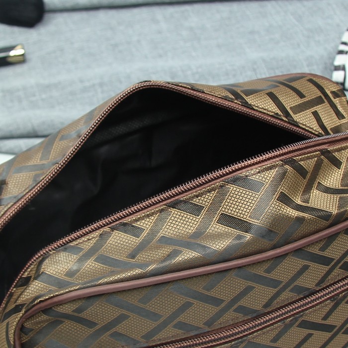 Косметичка дорожная «Диагональ», отдел на молнии, наружный карман, цвет кофе