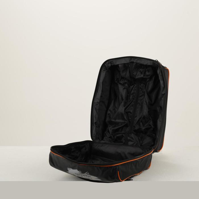 Чемодан малый «Гонка», отдел на молнии, наружный карман, цвет чёрный