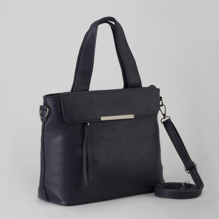 Сумка женская, отдел с перегородкой на молнии, 2 наружных кармана, длинный ремень, цвет синий