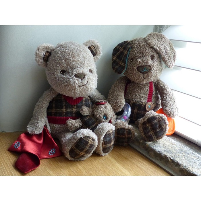 Музыкальная игрушка «Медвежонок и Щенок» Little Bird Told Me