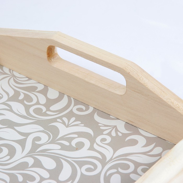 Поднос для завтрака "Белый узор"