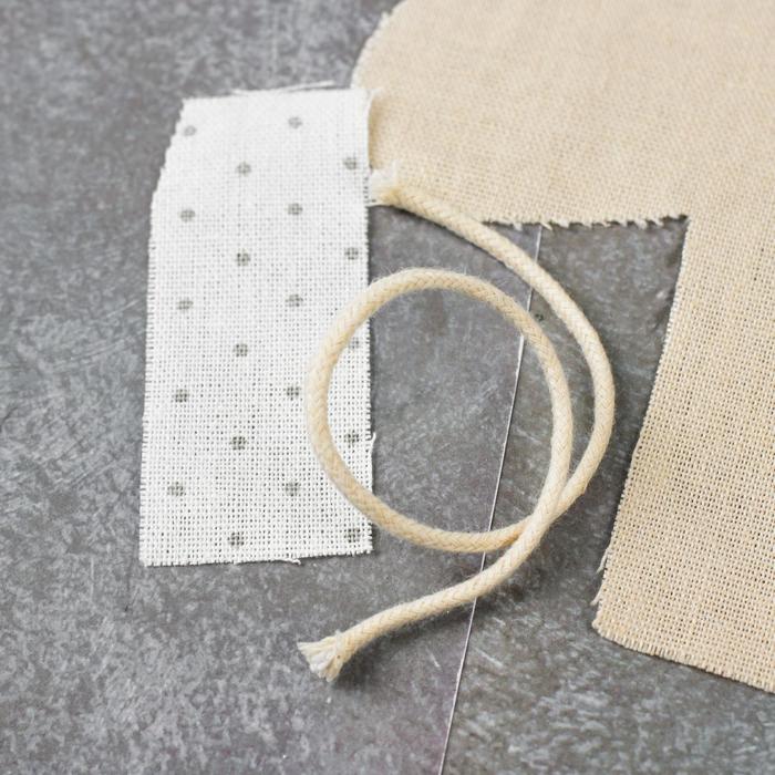 Набор для создания подвесной елочной игрушки из ткани "Олень с бантиком"