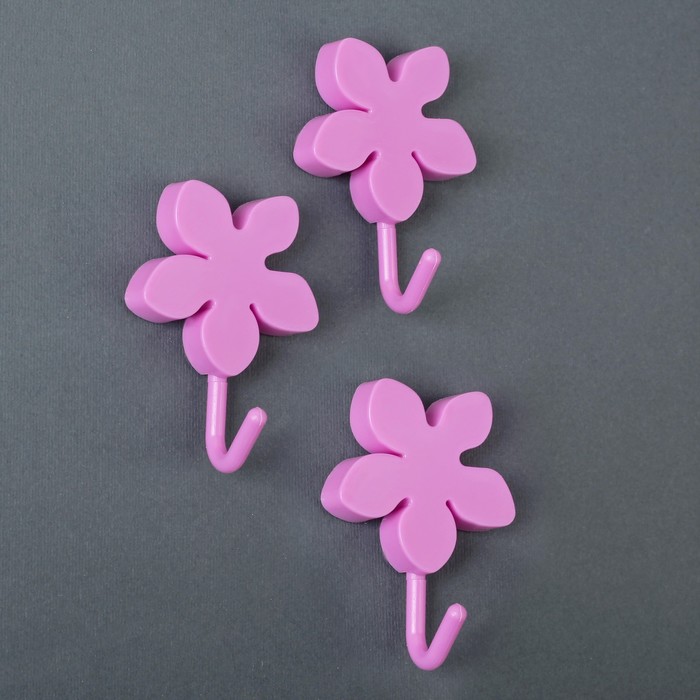 Набор крючков на липучке "Листочки" 3 шт, форма МИКС