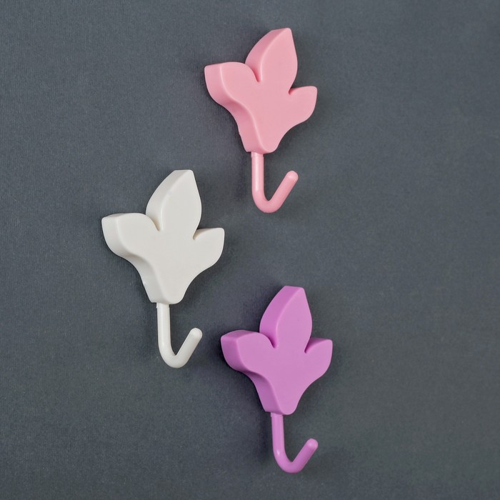 Набор крючков на липучке "Листочки" 3 шт, форма МИКС