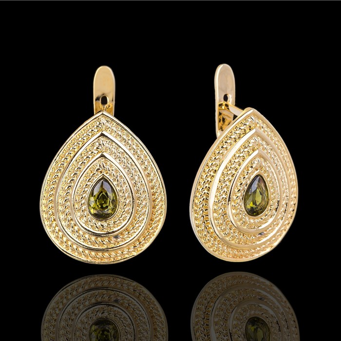 Серьги "Вина", цвет зелёный в золоте