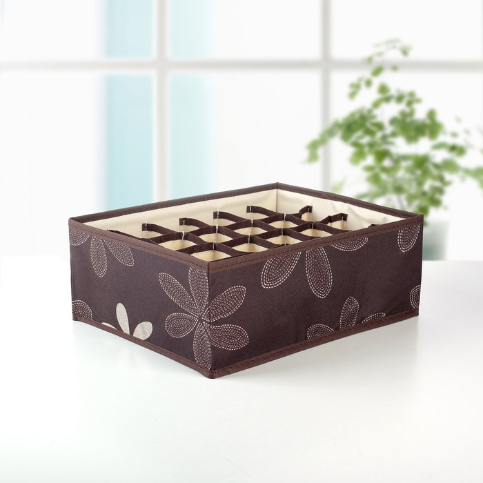 Органайзер для белья, 24 ячейки "Листочки" 33х22х12 см, коричневый