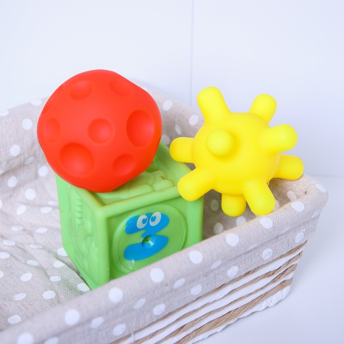 Игрушки для ванны «Кубик и мячики», набор 3 шт.