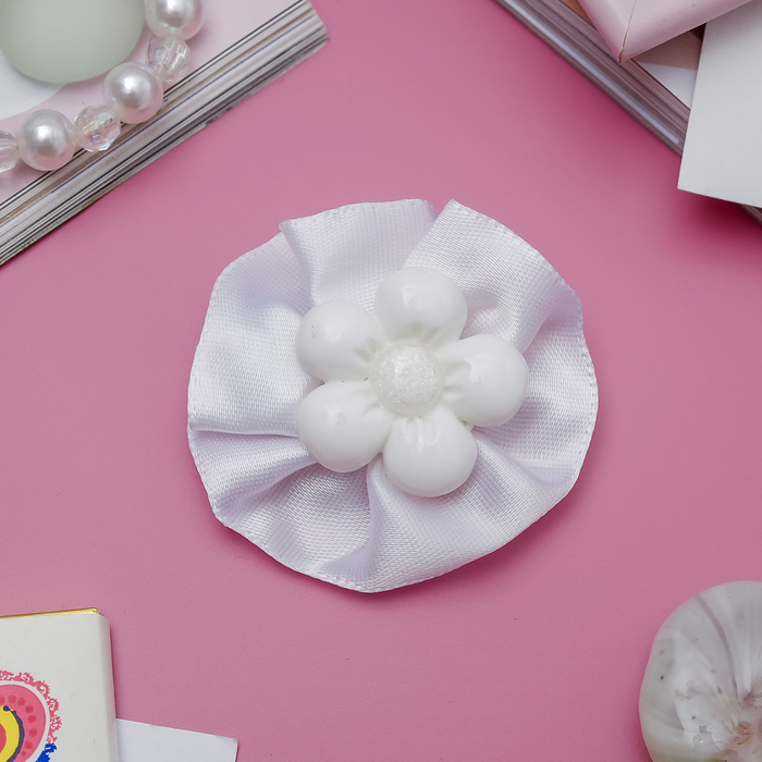 Зажим для волос "Маленькая леди" цветок, белый