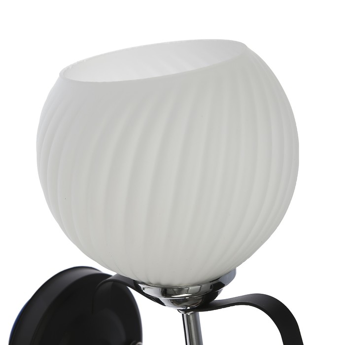 Бра "Селена" 1x40Вт Е27 черный 14x17x22см.