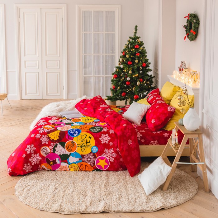 Постельное бельё «Экономь и Я» Новогодние подарки 1,5 сп. 143×210 см, 150×210 см, 50×70 - 2 шт., микрофайбер, 75 г/м²