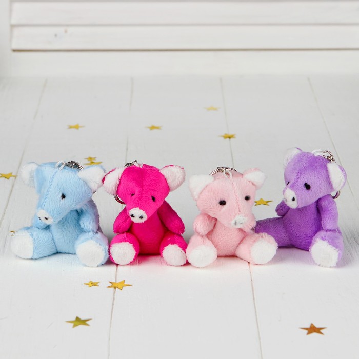 Мягкая игрушка-брелок "Свинюшка" цвета МИКС