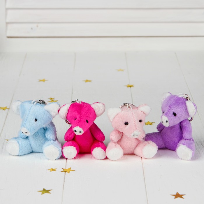 Мягкая игрушка-брелок "Свинюшка" цвета МИКС