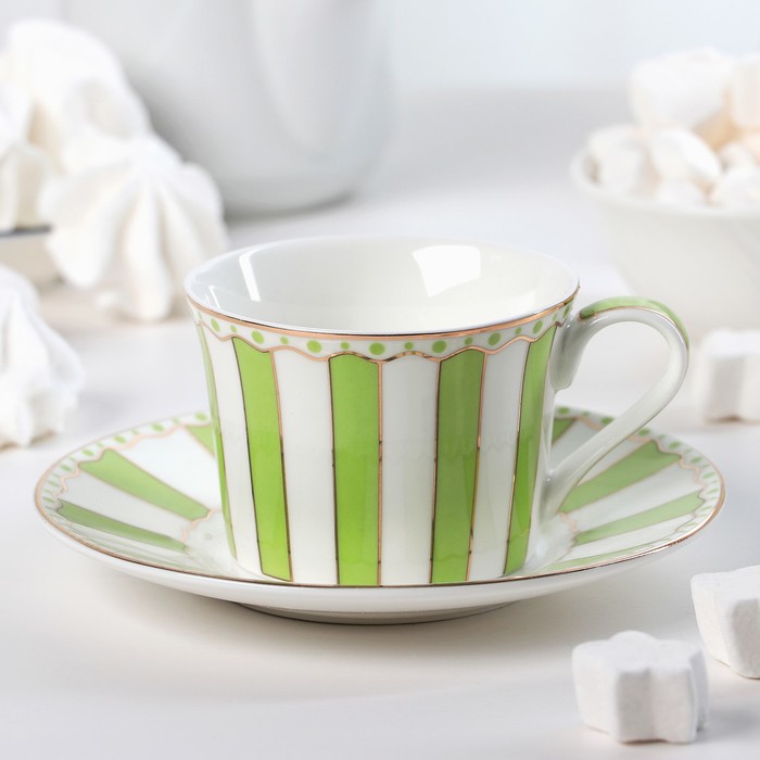 Чайная пара "Гастроли" чашка 180 мл, блюдце 14.8 см, цвет зеленый