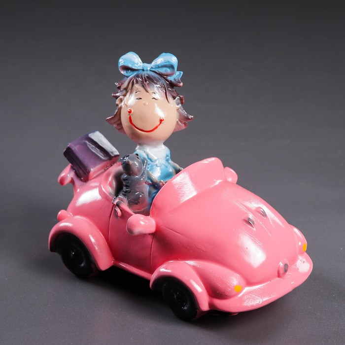 Копилка "Девочка в машине" 19х11х15см