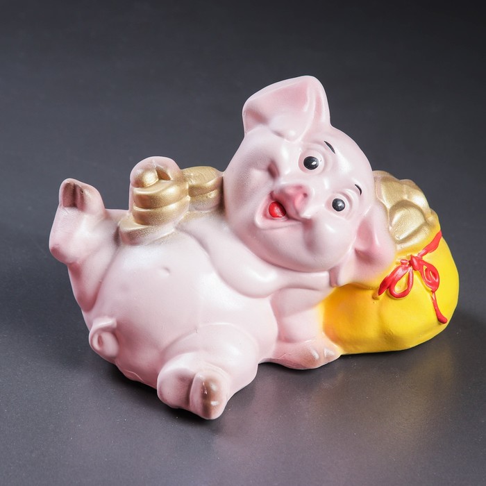 Копилка "Свинка на мешке малая" 12х20х15см, МИКС