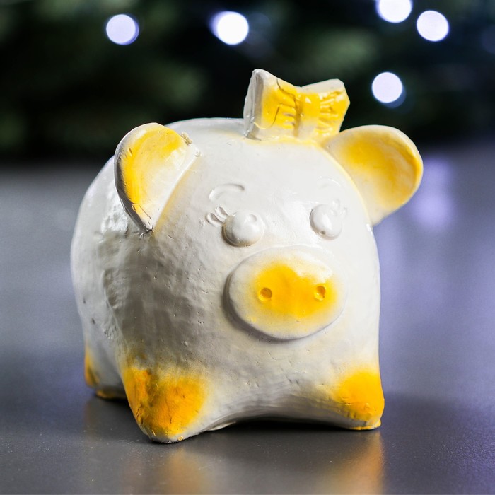 Копилка "Поросенок девочка с бантом" 14х12х13см, бело-желтая