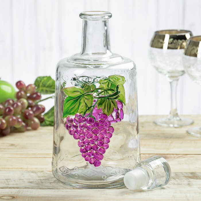 Бутылка стеклянная «Традиция» с рисунком 1,5 л