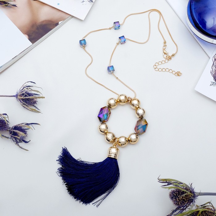 Кулон "Кисть с кругом" шестиугольники, цвет синий в золоте, 50 см