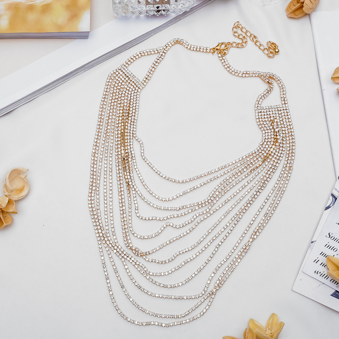 Колье со стразами "Симфония" каскад из нитей, цвет белый в золоте