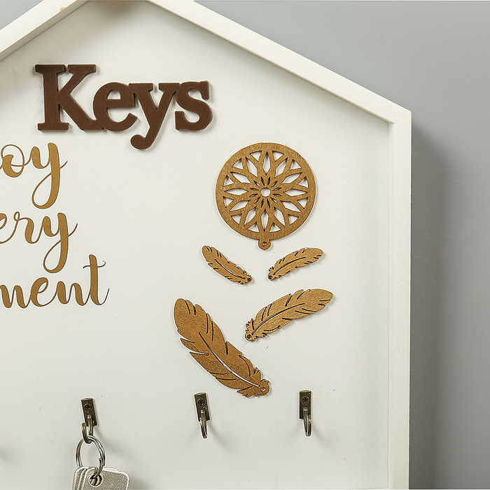 Крючки декоративные дерево "Пёрышки. Enjoy every moment" 29х27х2,5 см